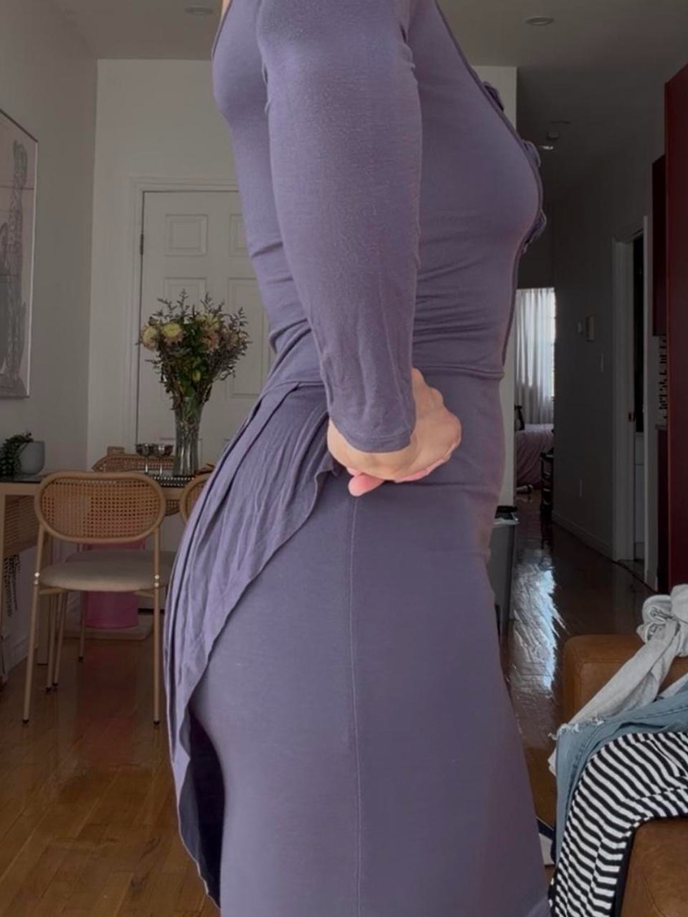 Long Sleeve Lavender Gray Purple Pleated Back Dress - Picture 2 of 8
